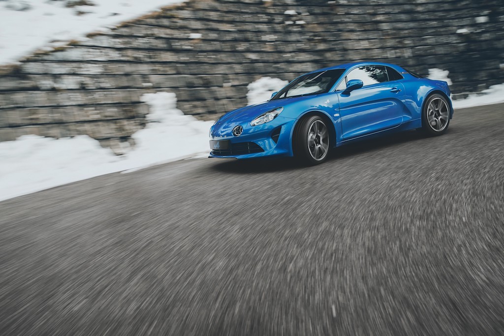 Alpine_88325_global_en Alpine_88325_global_en