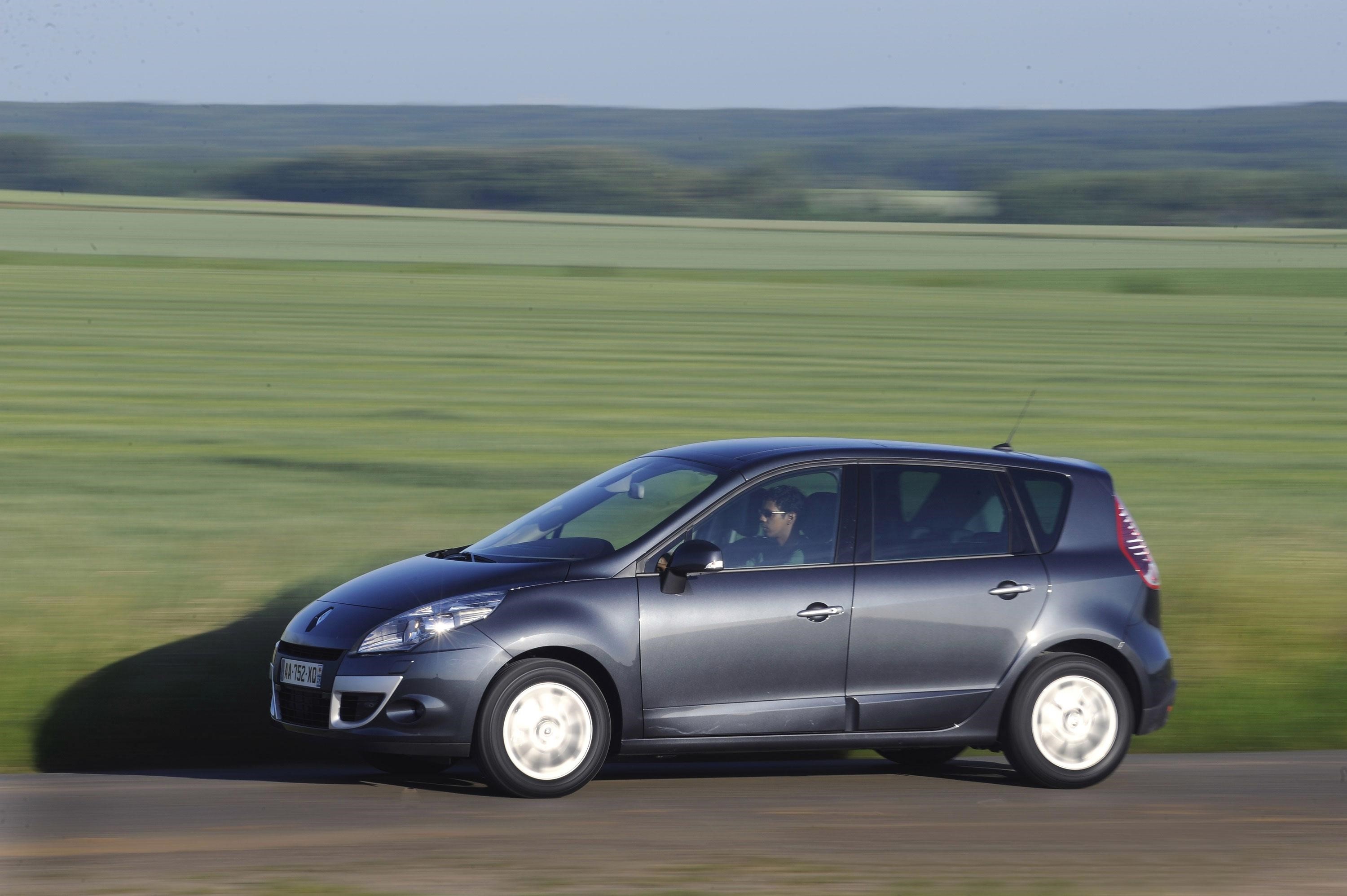 Renault_75508_global_en Renault_75508_global_en
